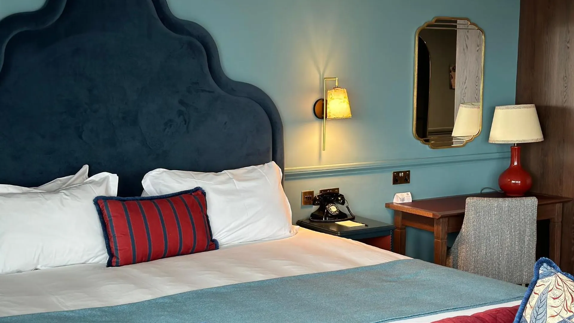 ****  Hotel Indigo - Exeter By Ihg בריטניה
